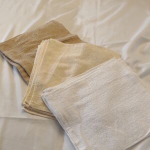 Bundle Of 18 NEW Washcloths - Tan, Cream, and White